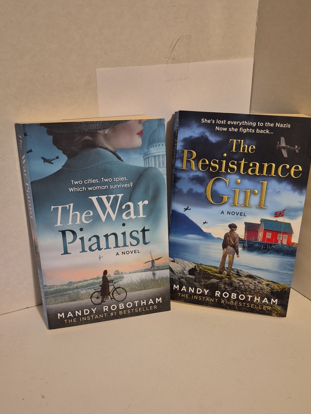 99 Mandy Robotham The War Pianist The Resistance Girl Soft Cover Bundle
